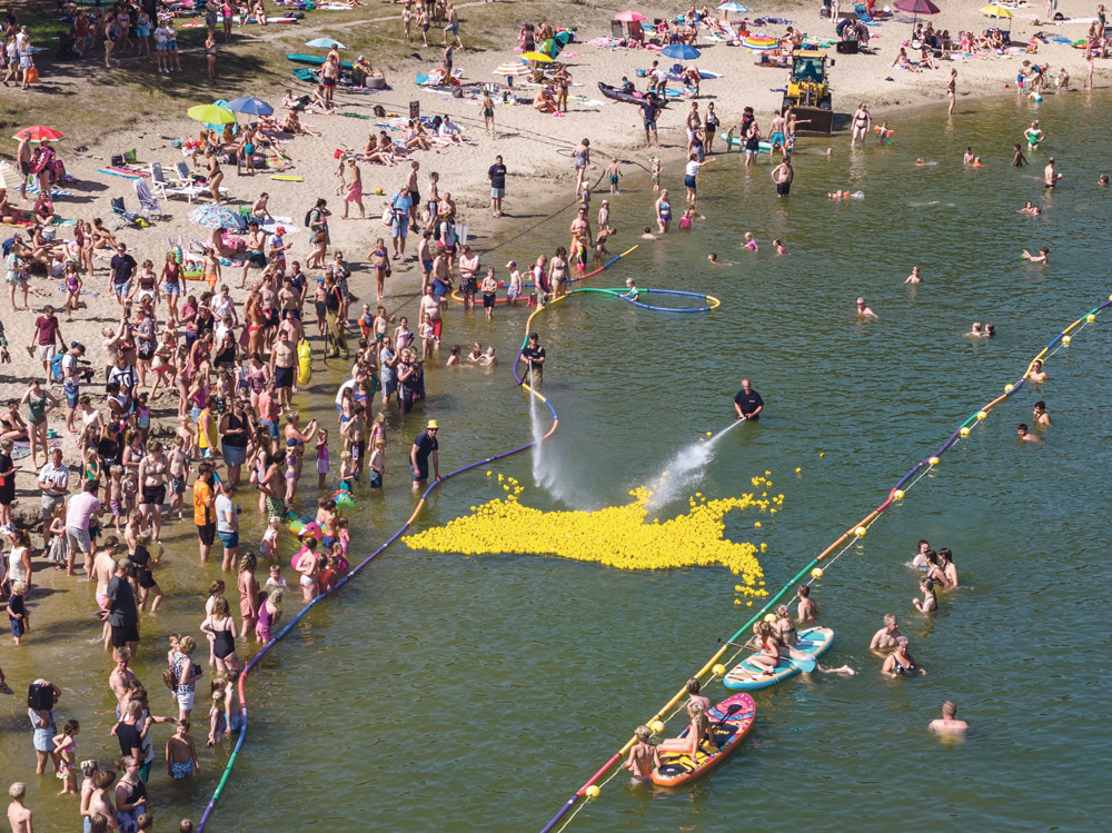Badeendjesrace voor jongerenwerk op 20 juni